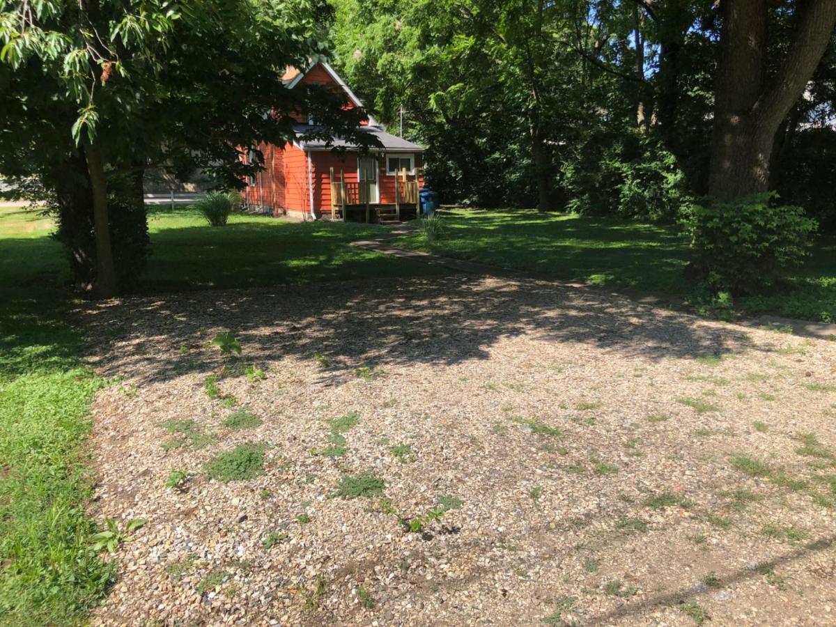 Downtown 2 Bedroom Cottage, Sleeps 6, Walking Distance To Honeywell, Downtown Restaurants, Shopping Wabash Bagian luar foto