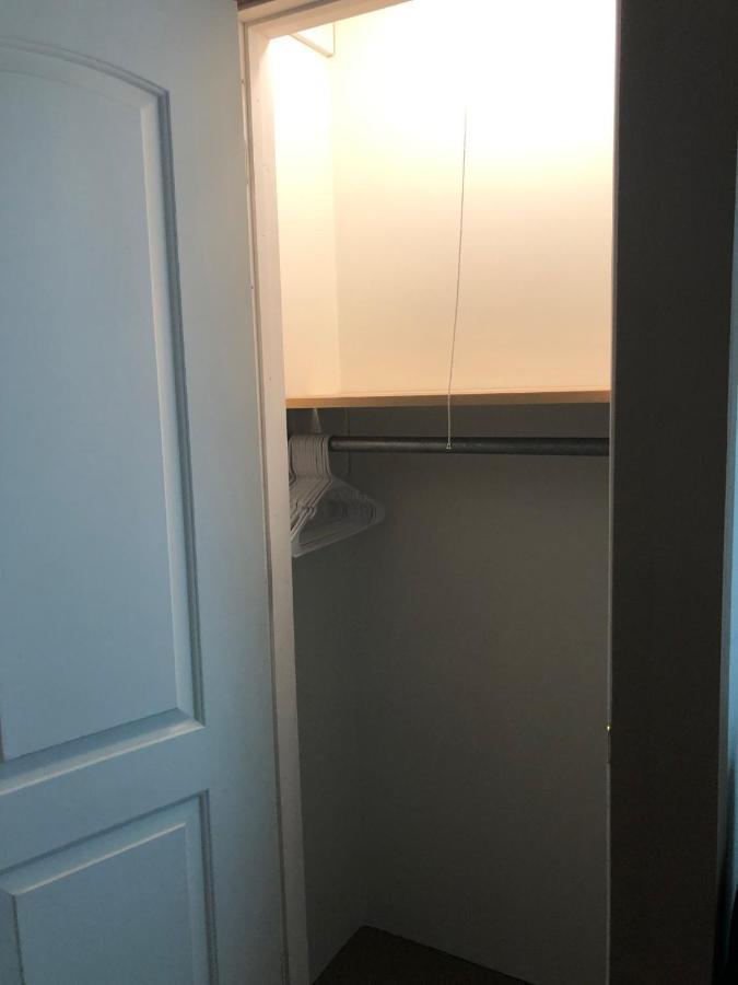 Downtown 2 Bedroom Cottage, Sleeps 6, Walking Distance To Honeywell, Downtown Restaurants, Shopping Wabash Bagian luar foto